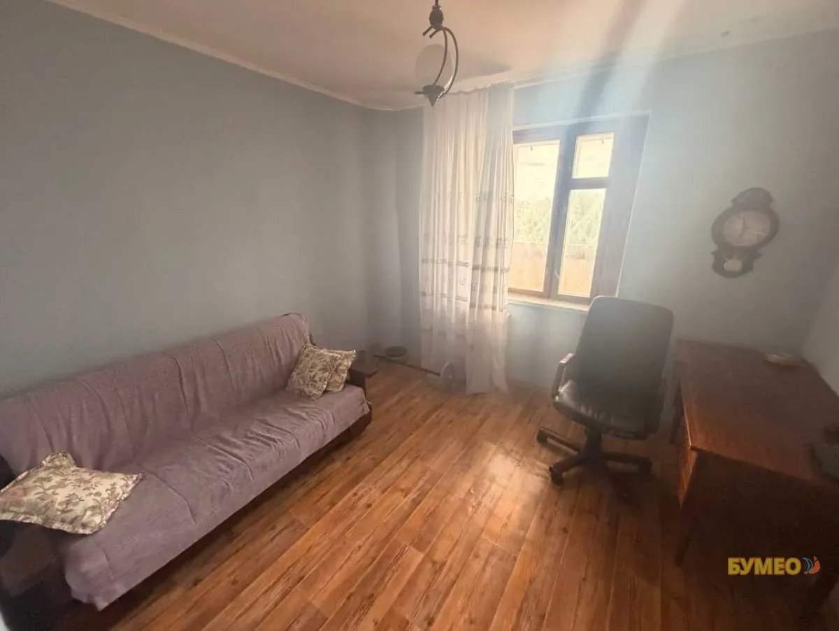 Продам 3- к квартиру на ул. Челюскинцев
