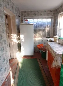 Продам часть дома и флигель