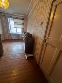 Продам 4-к квартиру