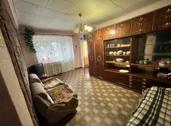 Продам 4-к квартиру