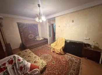 Продам 2- к квартиру на кв. Ватутина с автономным 