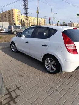 Hyundai, 2009, с пробегом