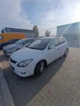 Hyundai, 2009, с пробегом