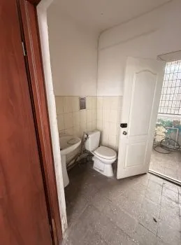 Сдам офисы 167 кв. м. 2/2 этаж