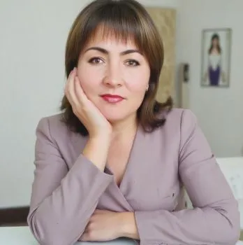 Эксперт ОГЭ и ЕГЭ по русскому языку, репетитор 