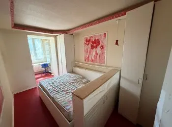 Продам 3- к квартиру в самом центре Луганска 