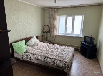 Продам часть дома и флигель 116 кв (р- н 33 школы)