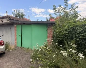Продам гараж на кв. Димитрова