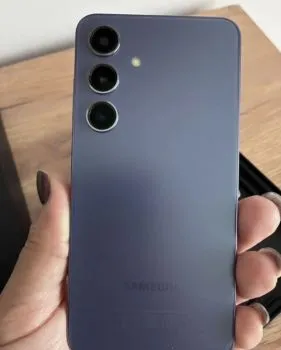 Samsung galaxy s24 